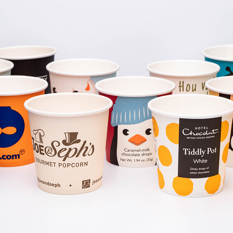 Cawan kertas dinding tunggal