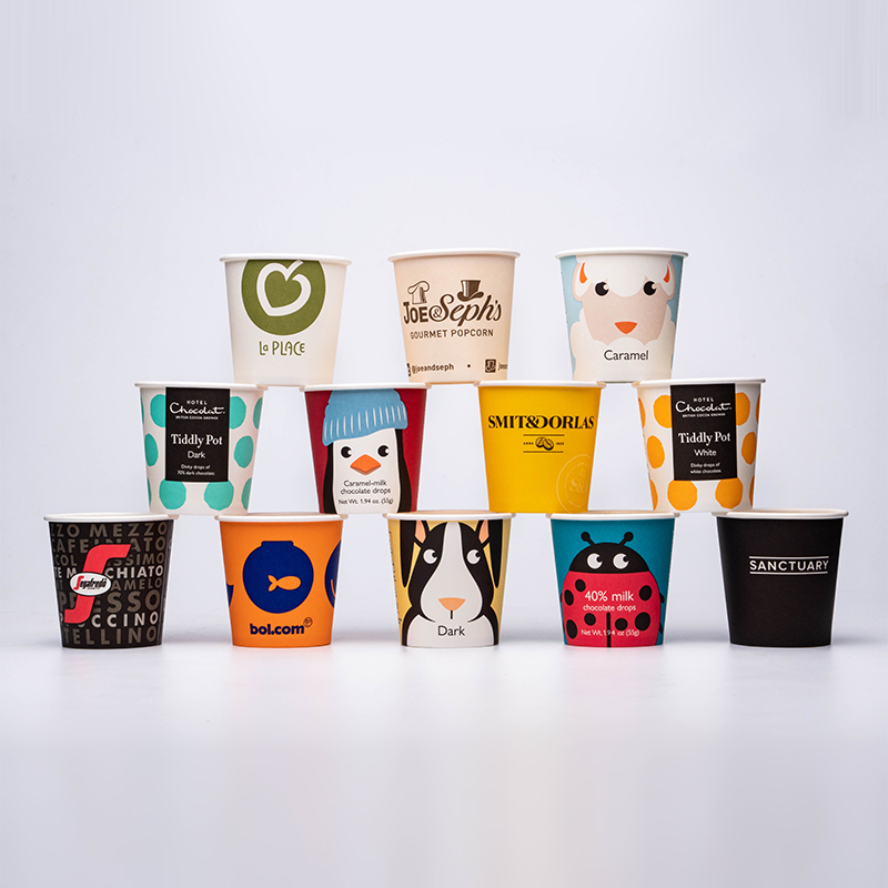 Cawan kertas dinding tunggal