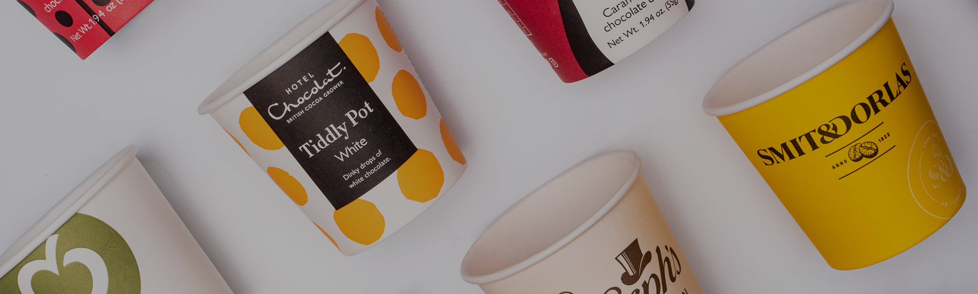 Cawan kertas dinding tunggal